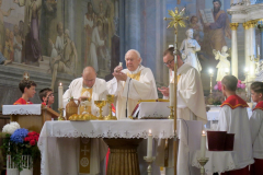 05Blagoslov-obnovljenega-zupnisca