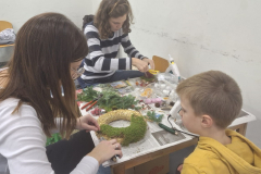 07Pletenje-adventnih-venckov-2023